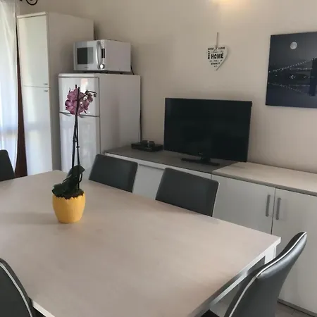 Casa Laura Коста Рей